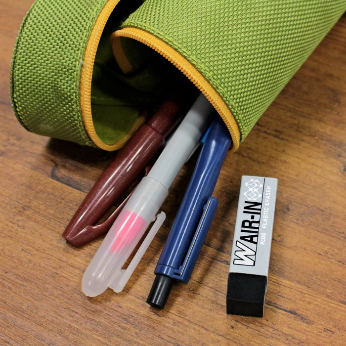 Plus Double Air-in Eraser Black