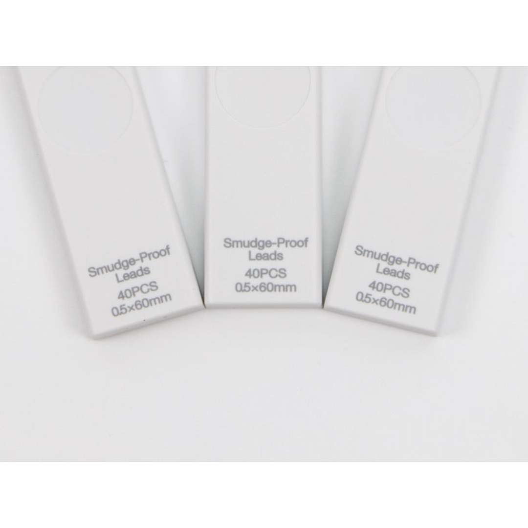 Uni Smudge-Proof Lead - 0.7 mm