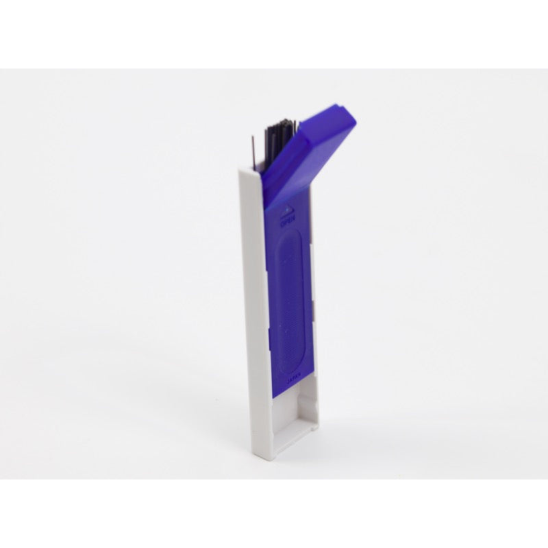 Uni Smudge-Proof Lead - 0.7 mm