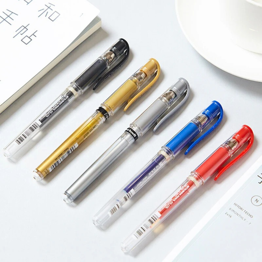 Uni-ball Signo Broad UM-153 Gel Pen
