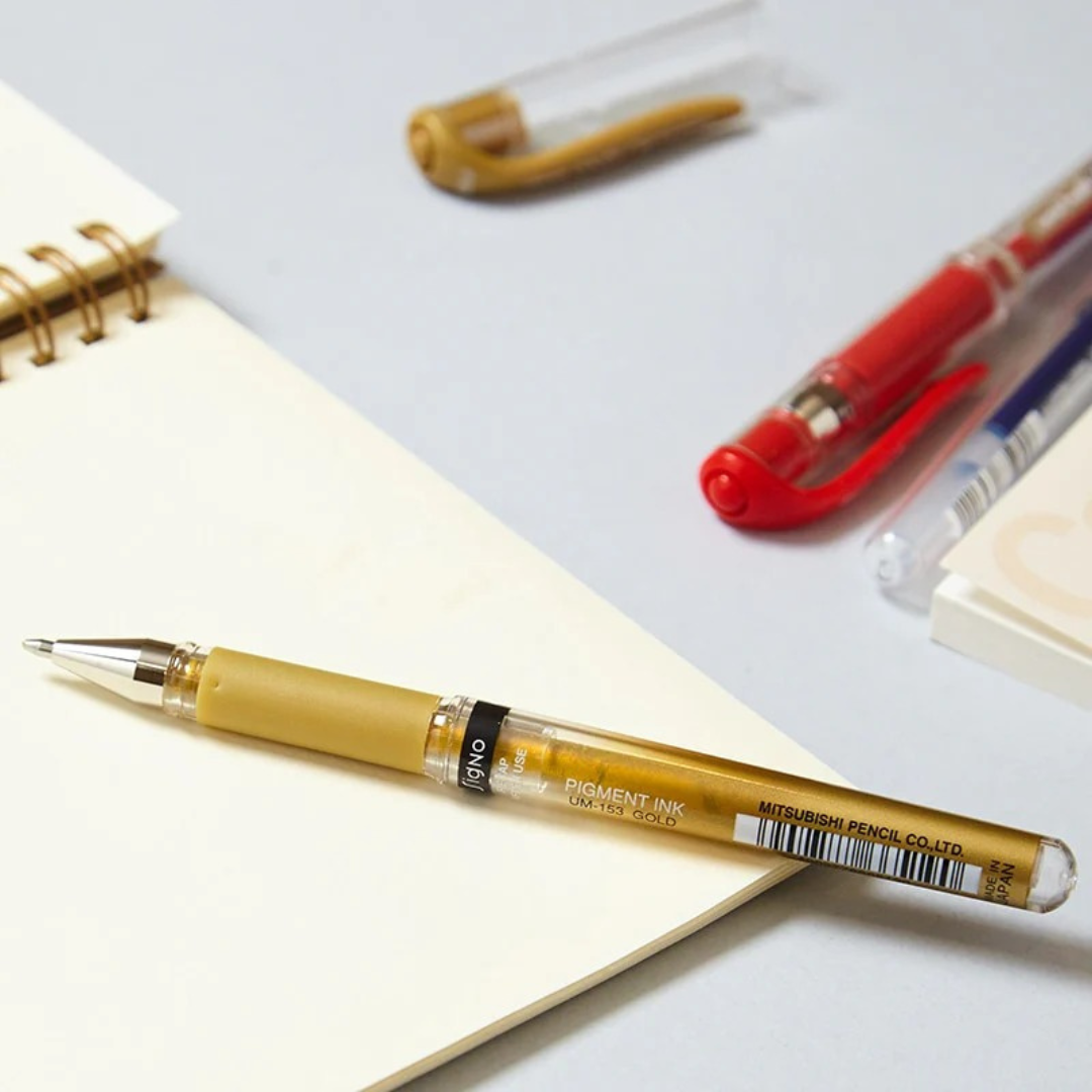 Uni-ball Signo Broad UM-153 Gel Pen