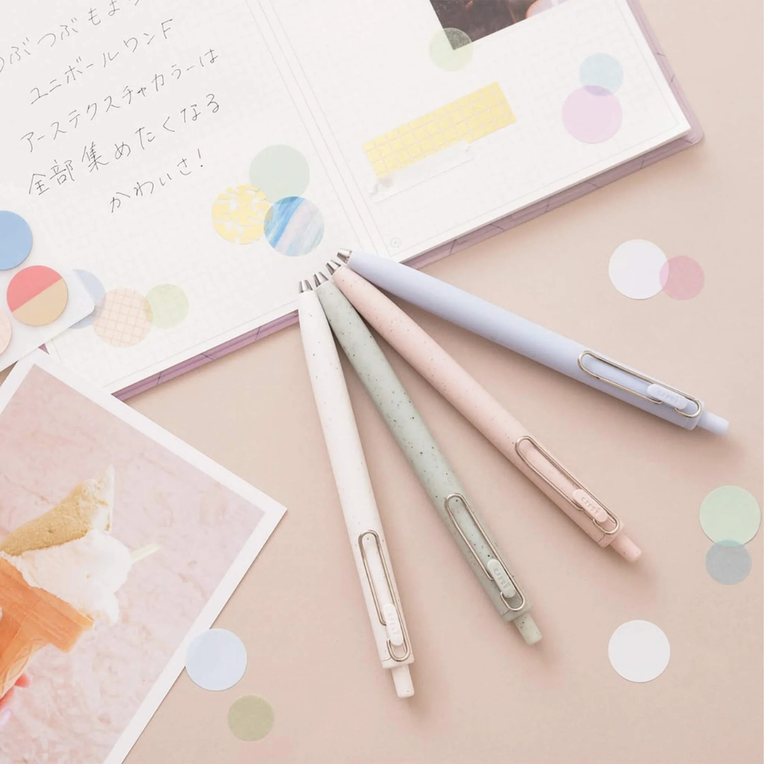 Uni-ball One F Gel Pen Earth Texture