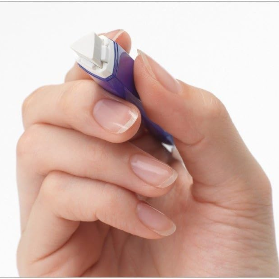 Pentel Ain Clic Knock Triangular Eraser with Clip - Metallic Blue Body